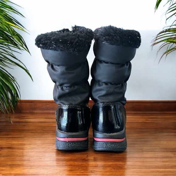 TOTES Black Winter Boots with Faux Fur Trim - Size 7M - Picture 4 of 12